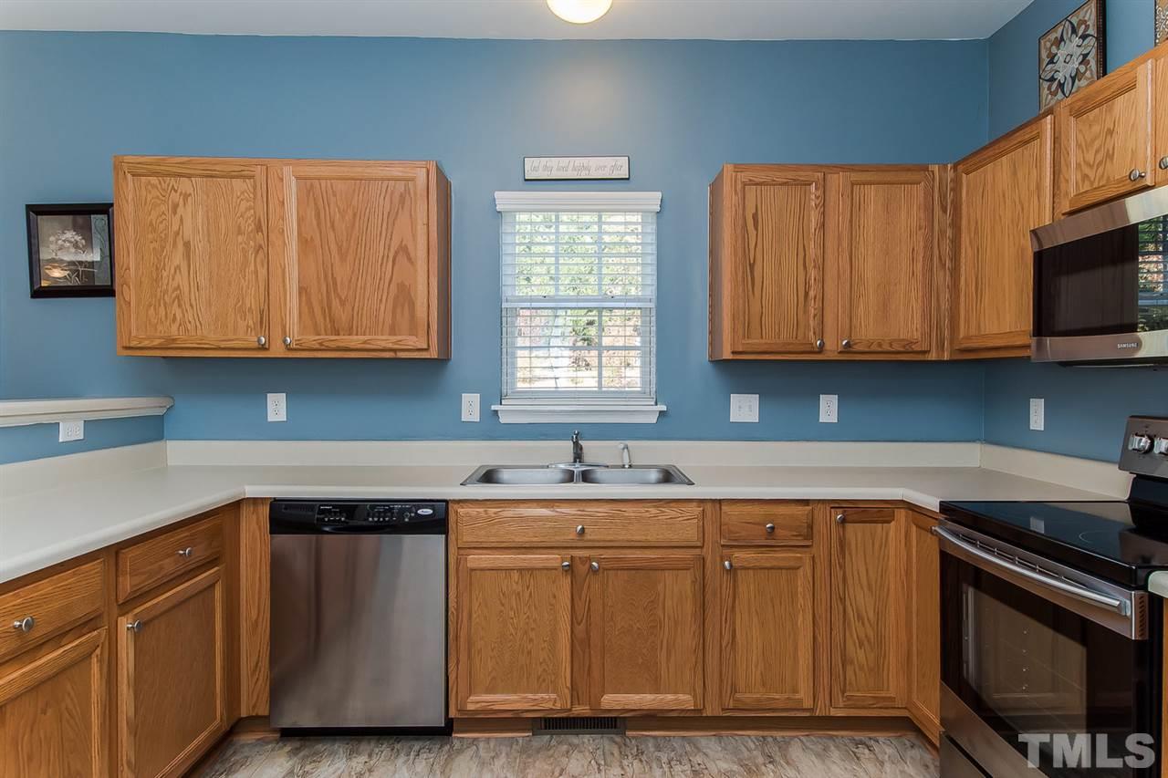 2525 Spruce Shadows Lane Raleigh, NC 27614 - Photo 10 of 24 Gallery Image 10