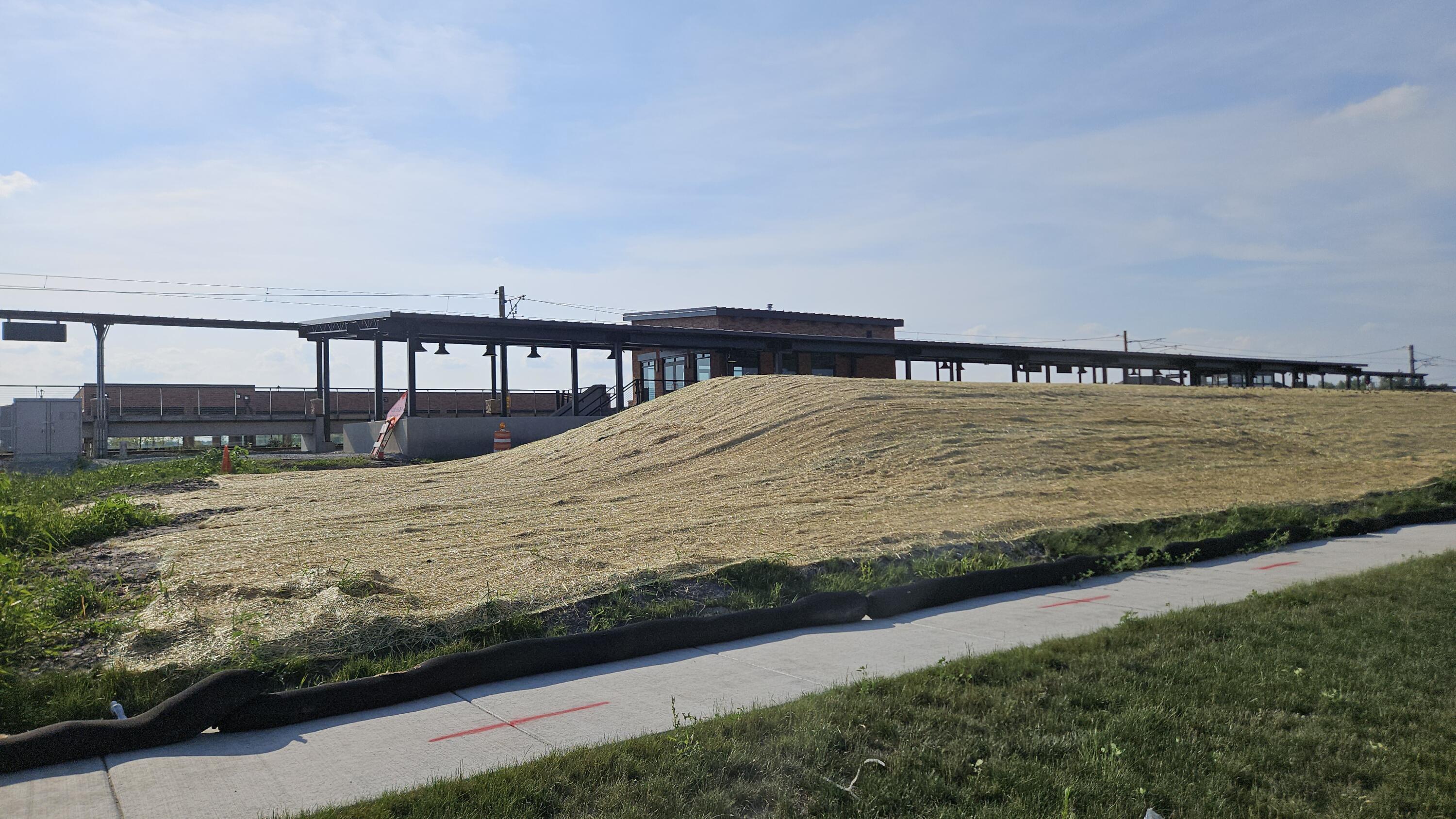 444 Megan Way Munster, IN 46321 - Photo 4 of 7 a view of ocean from a balcony
