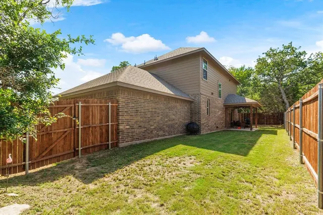 $1,950 | 3800 Juniper Court, Granbury, TX 76048