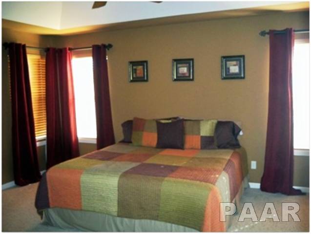 5816 Charleston Road Peoria, IL 61607 - Photo 8 of 10 Gallery Image 8