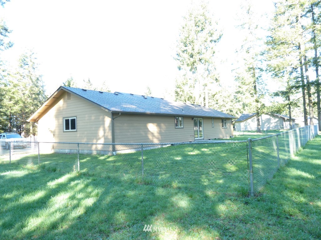 18609 Old Highway 99 Southwest Rochester, WA 98579 - Photo 14 of 22