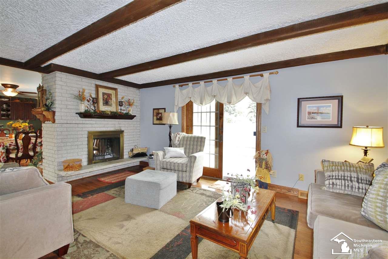 4903 Newport Road Newport, MI 48166 - Photo 18 of 47 31396575-17.JPG