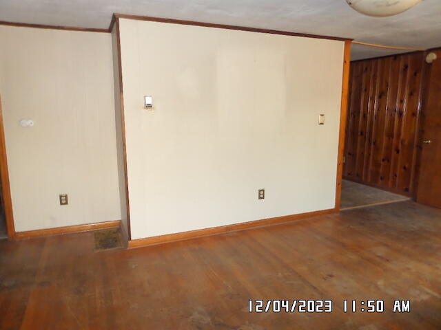 5982 Brethren Road Roanoke, VA 24014 - Photo 6 of 10