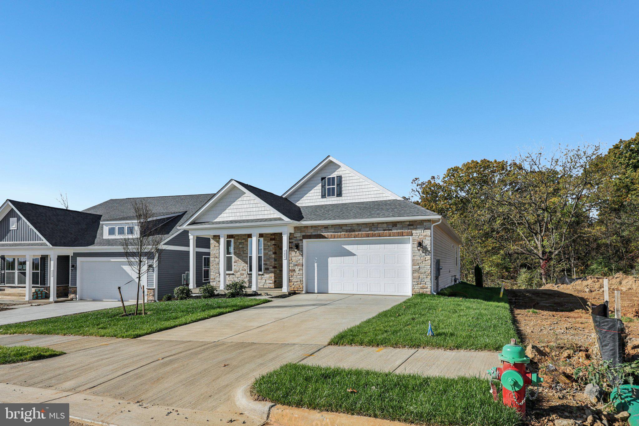 237 Hydrangea Way Winchester, VA 22602 - Photo 5 of 60