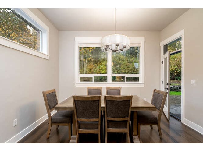 5761 Northwest Hood Loop Camas, WA 98607 - Photo 14 of 32 Gallery Image 14