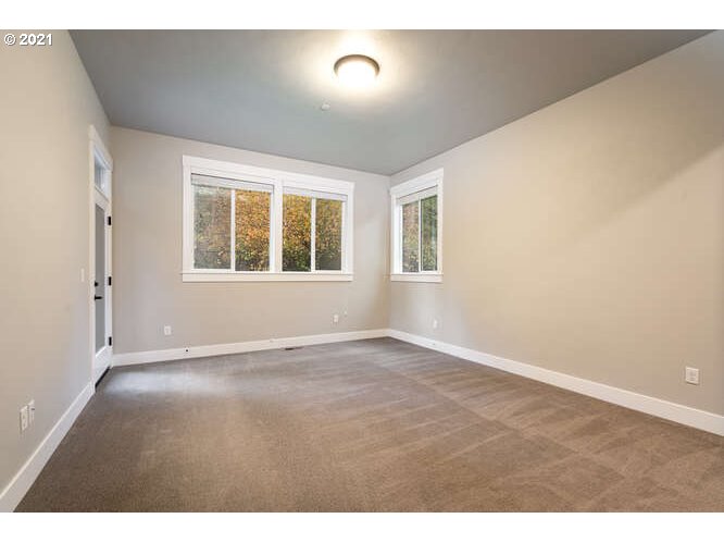 5761 Northwest Hood Loop Camas, WA 98607 - Photo 16 of 32 Gallery Image 16