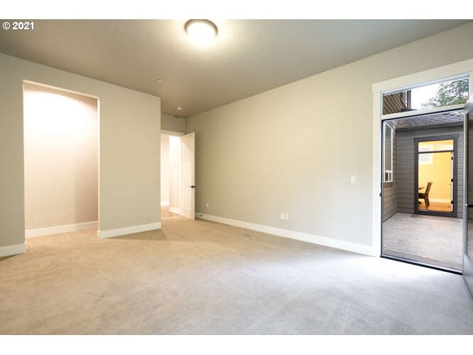 5761 Northwest Hood Loop Camas, WA 98607 - Photo 17 of 32 Gallery Image 17