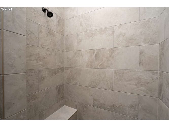 5761 Northwest Hood Loop Camas, WA 98607 - Photo 21 of 32 Gallery Image 21