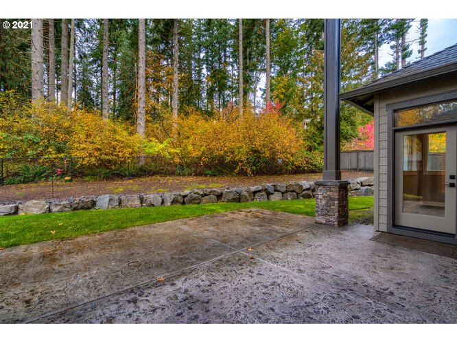 5761 Northwest Hood Loop Camas, WA 98607 - Photo 29 of 32 Gallery Image 29