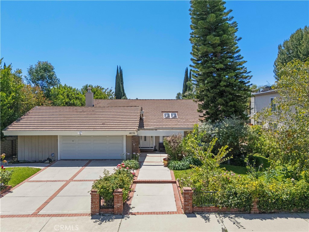 18770 Tribune Street Porter Ranch, CA 91326 - Photo 3 of 30