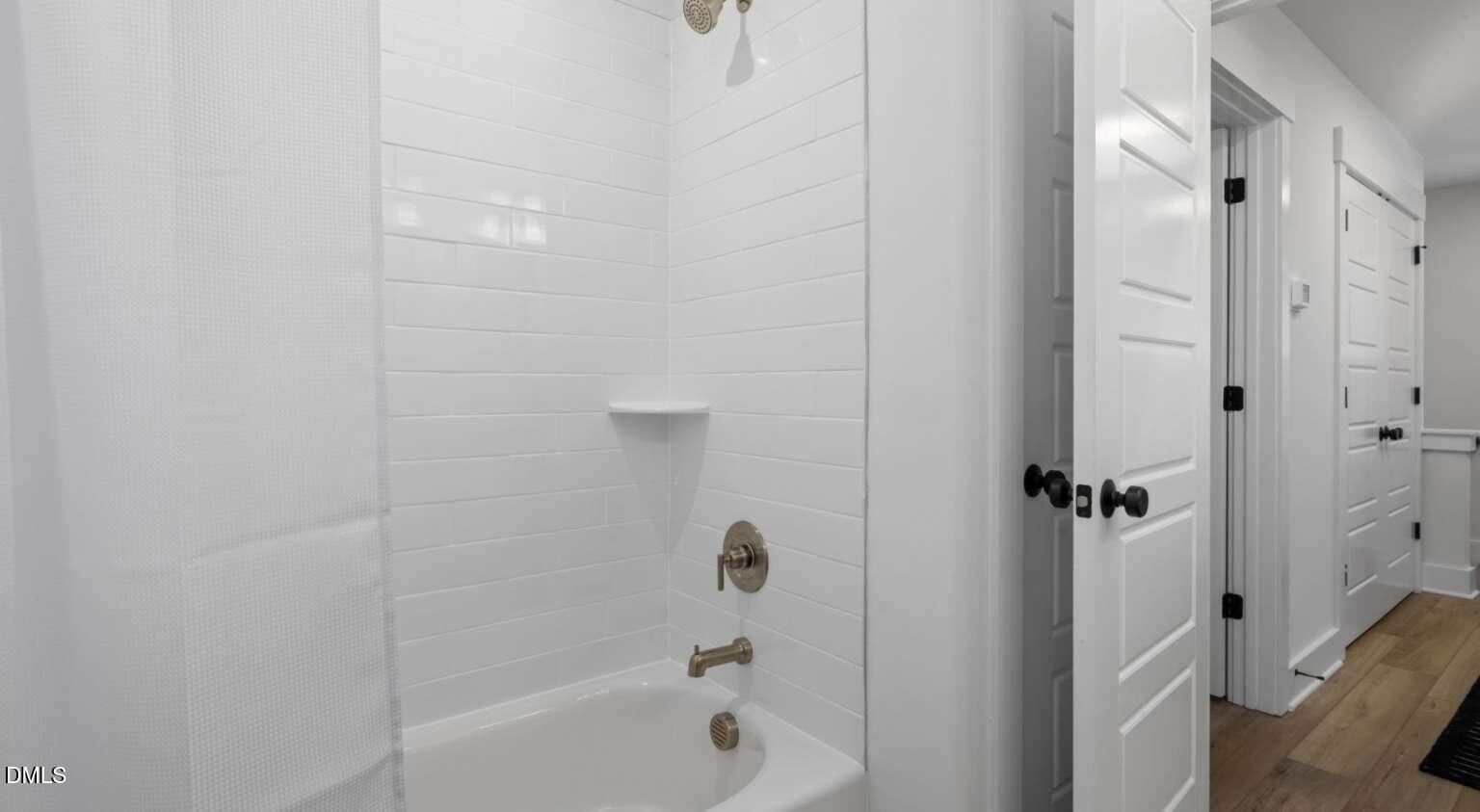 257 Asher Hls Court Raleigh, NC 27601 - Photo 12 of 19 Tat.13