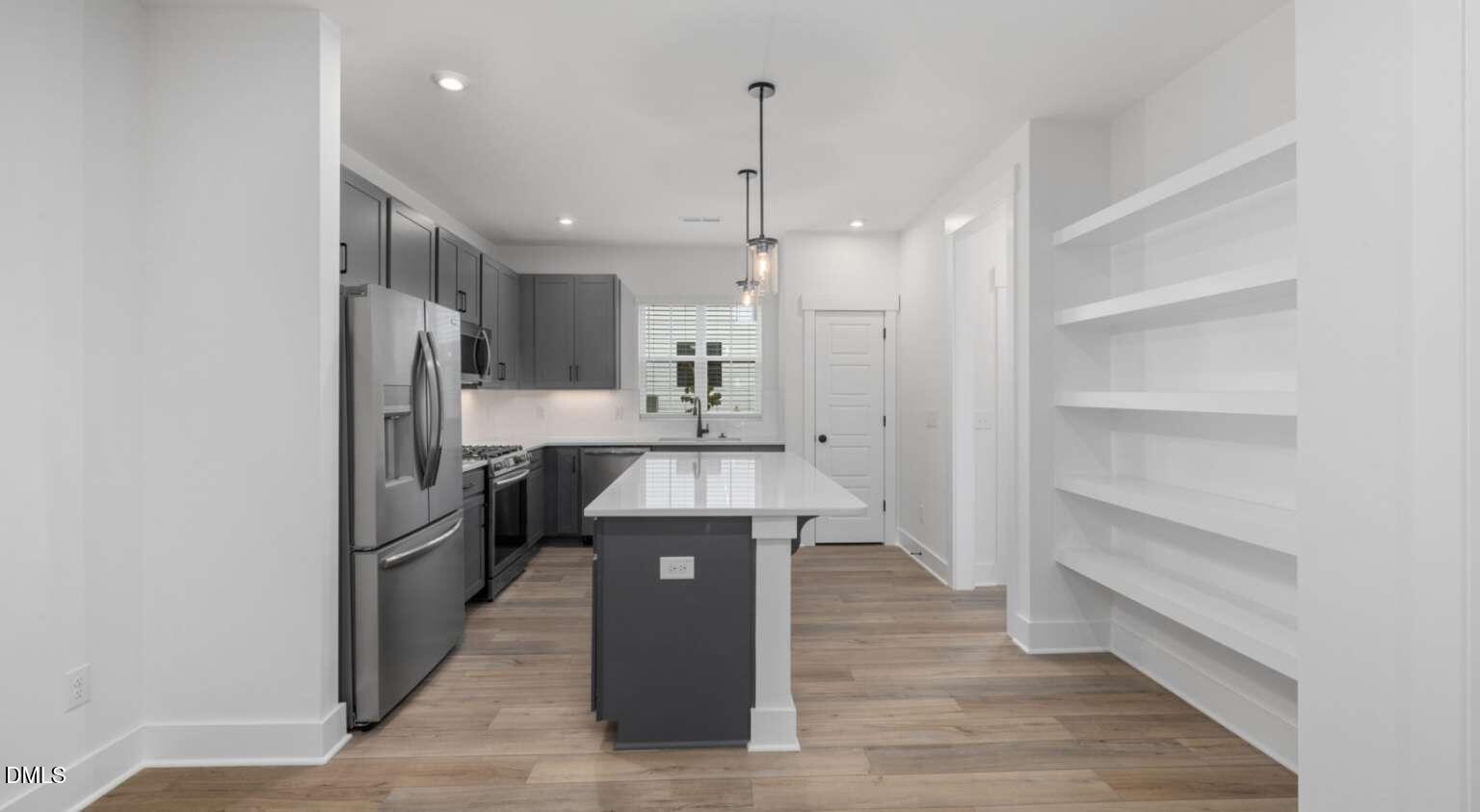 257 Asher Hls Court Raleigh, NC 27601 - Photo 2 of 19 Tat.3