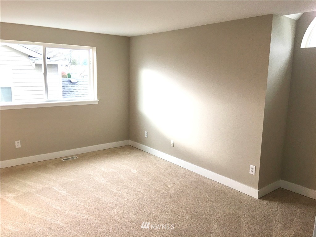 6849 Northeast 1st Place Renton, WA 98059 - Photo 14 of 20