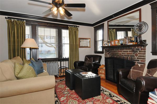 29 Leslie Road, Unit 29 Belmont, MA 02478 - Photo 3 of 14 Gallery Image 3