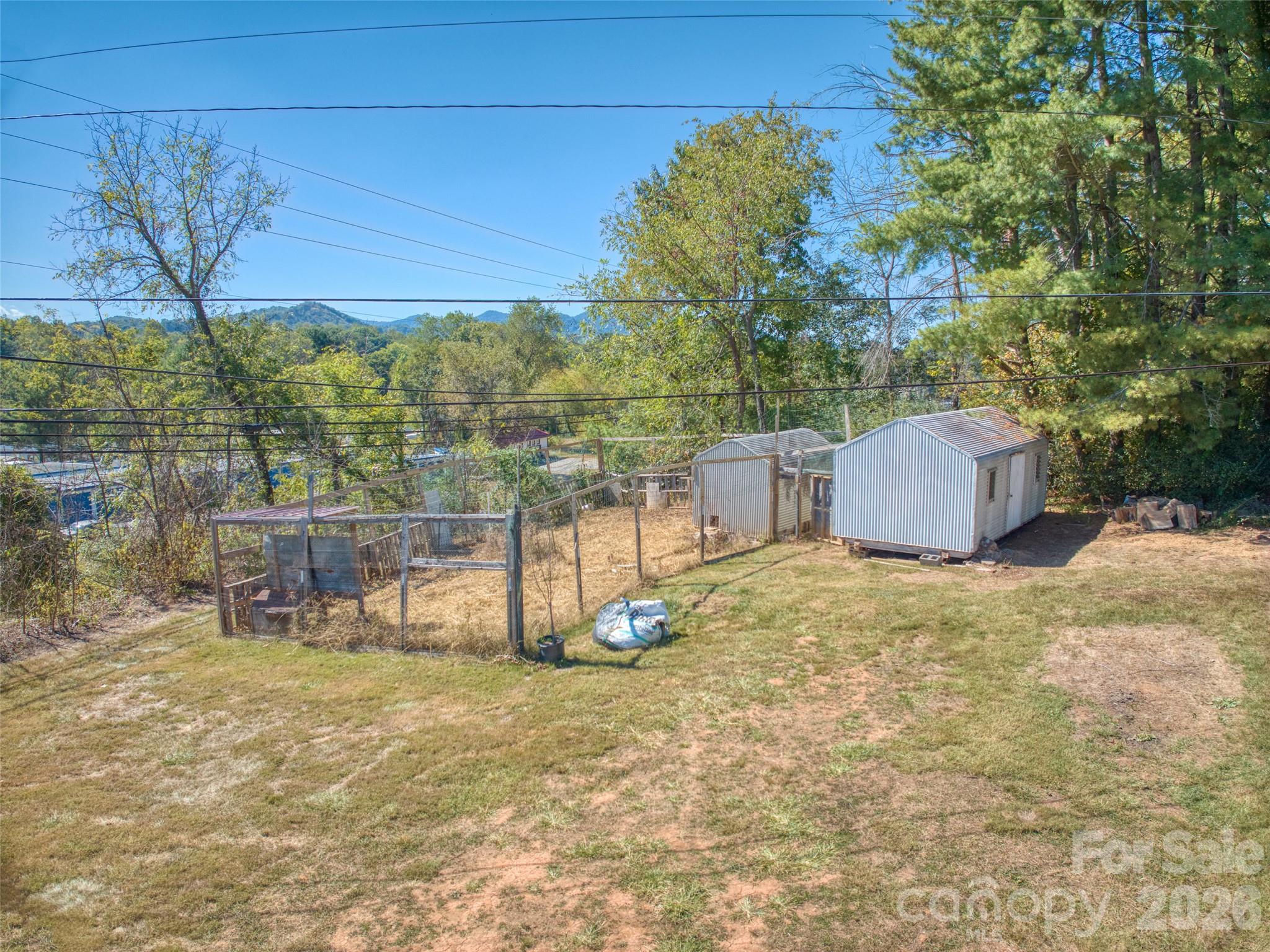 99 Justice Ridge Road Candler, NC 28715 - Photo 9 of 33 Gallery Image 9