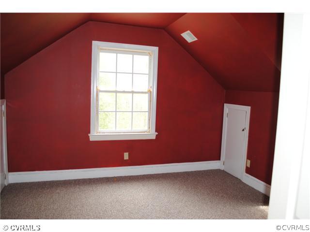 13620 Spring Run Road Midlothian, VA 23112 - Photo 11 of 15 a view of an empty room with a window