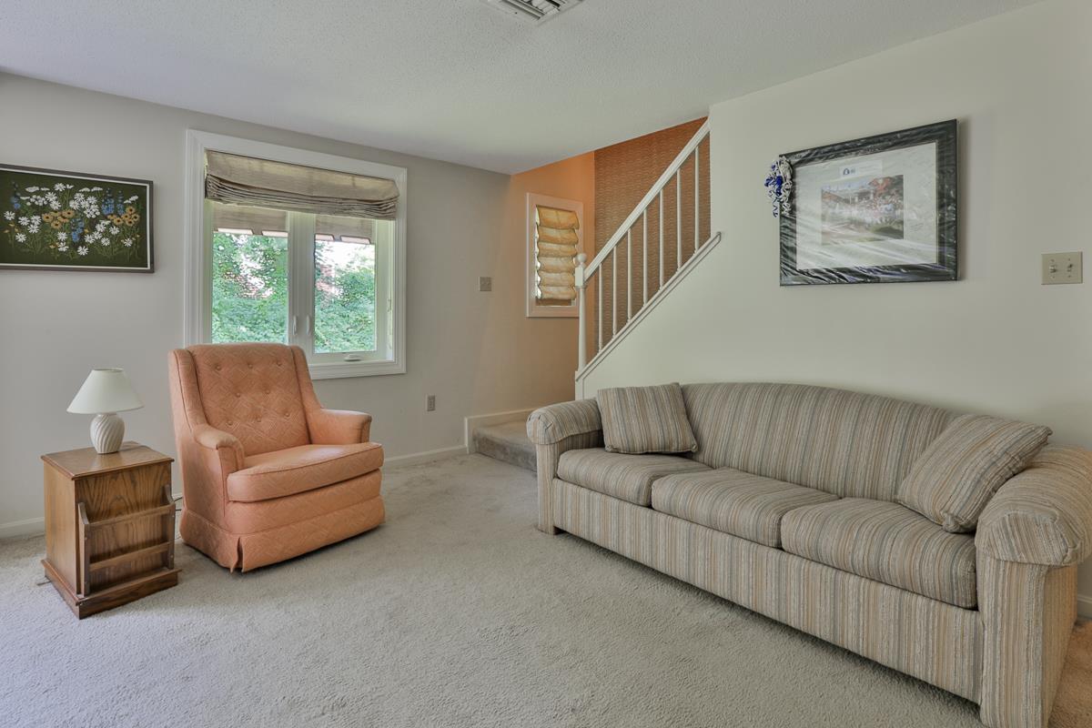 753 Straw Hill Road Manchester, NH 03104 - Photo 21 of 35