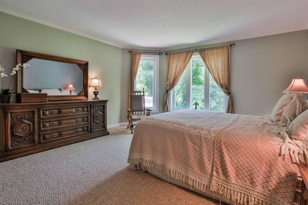 753 Straw Hill Road Manchester, NH 03104 - Photo 25 of 35