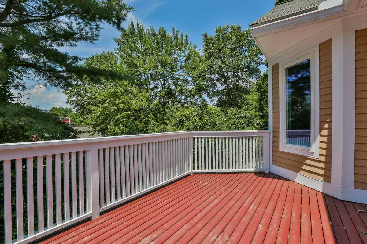 753 Straw Hill Road Manchester, NH 03104 - Photo 31 of 35