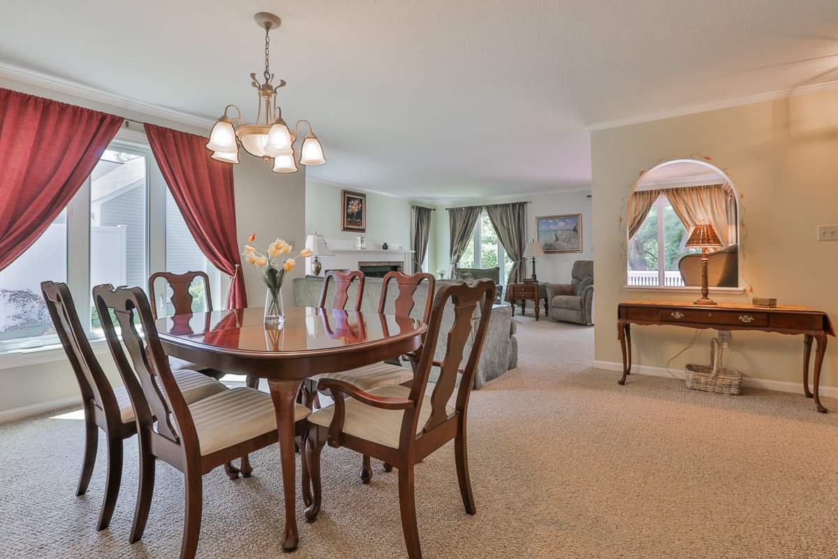 753 Straw Hill Road Manchester, NH 03104 - Photo 10 of 35