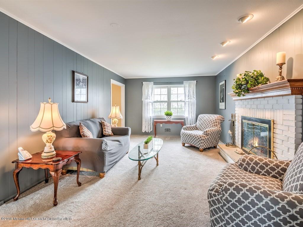 22 Cambridge Road Freehold, NJ 07728 - Photo 8 of 28 008_DEN