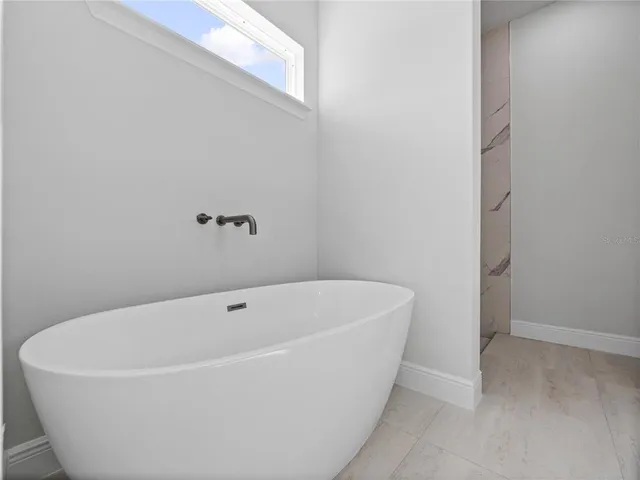 $2,300 | 4034 Southwest 157th Place Road, Ocala, FL 34473