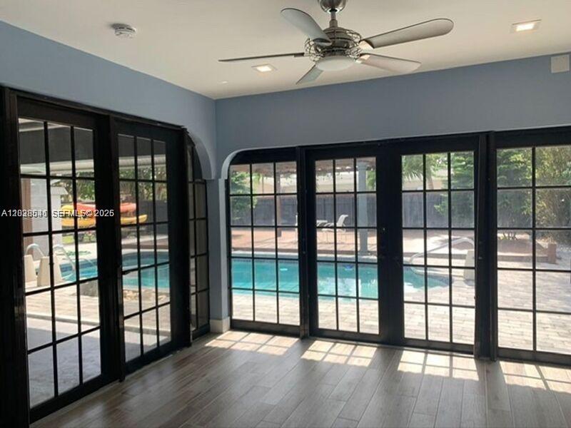 4718 Roosevelt Street Hollywood, FL 33021 - Photo 9 of 21
