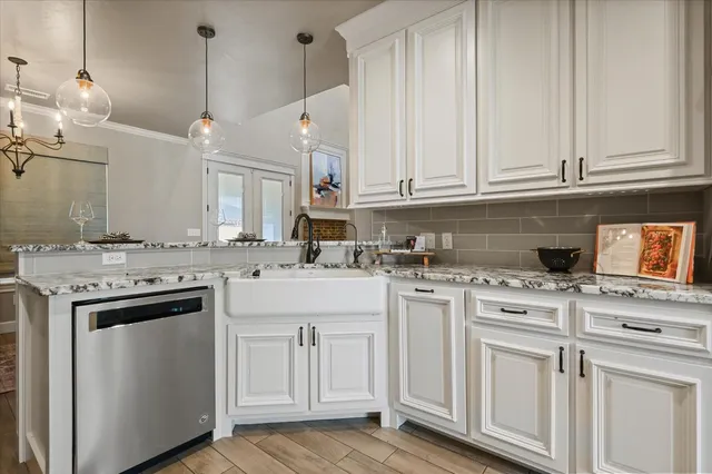 $479,900 | 825 Avenue T, Shallowater, TX 79363