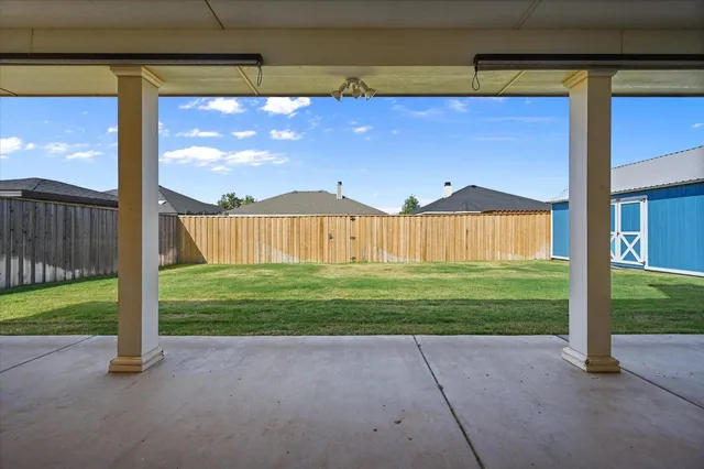 $479,900 | 825 Avenue T, Shallowater, TX 79363