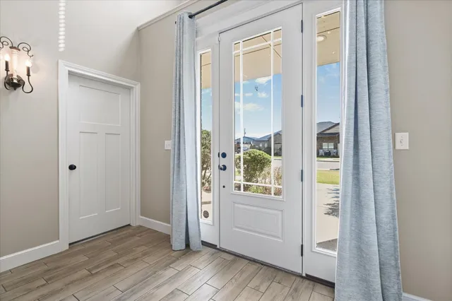 $479,900 | 825 Avenue T, Shallowater, TX 79363