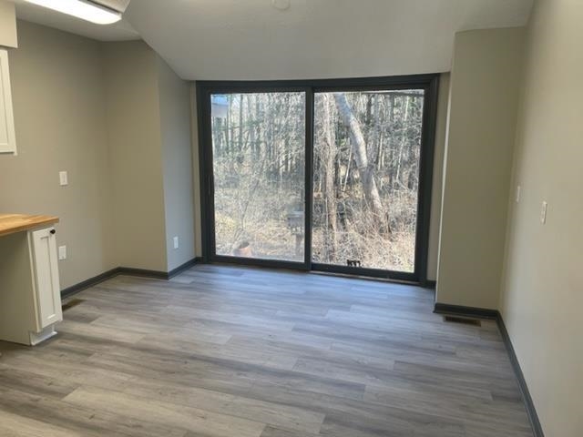 3809 Lansing Road Perry, MI 48872 - Photo 5 of 14 50081966-4.JPG