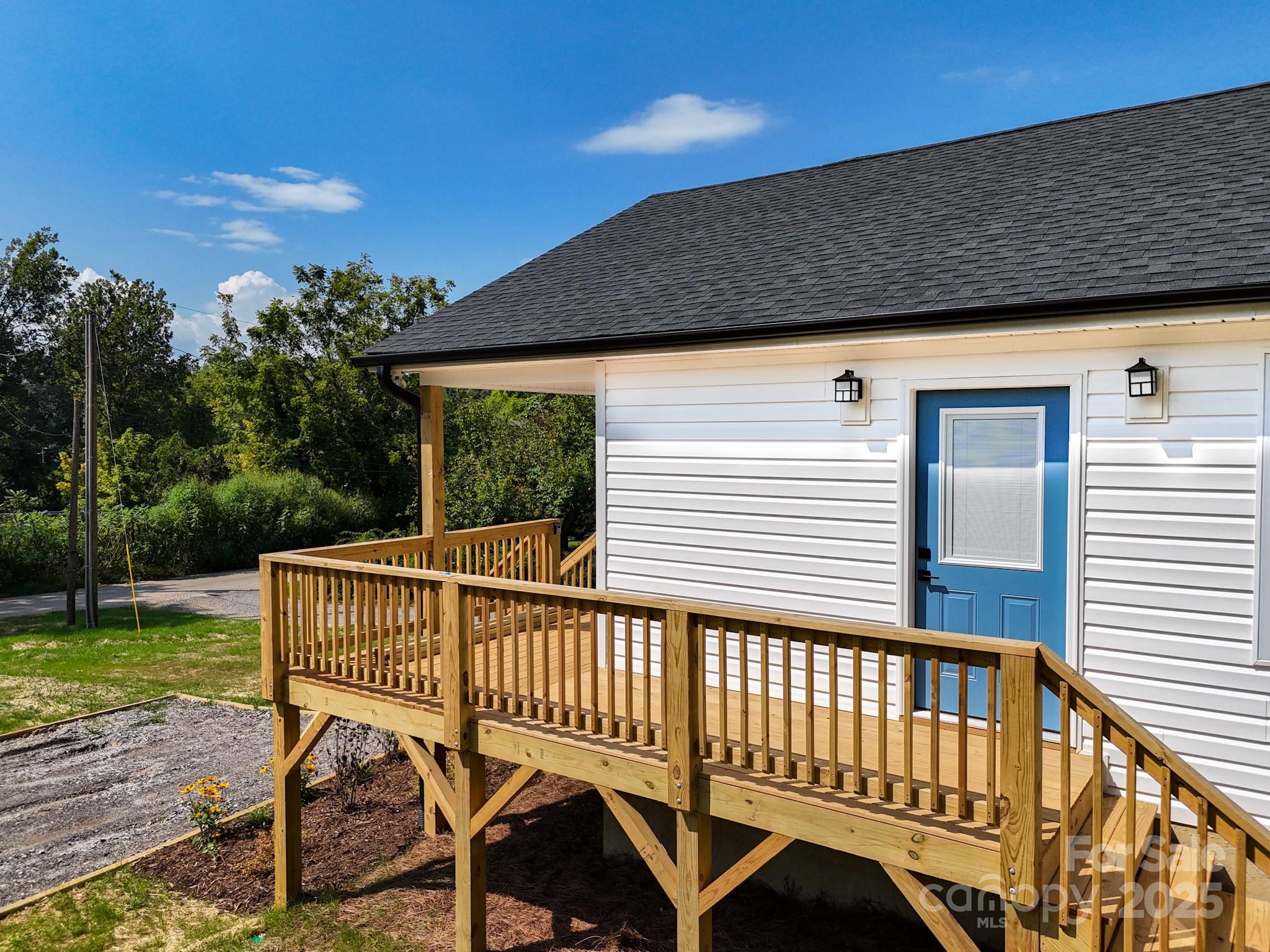 182 Porter Road Asheville, NC 28803 - Photo 2 of 44