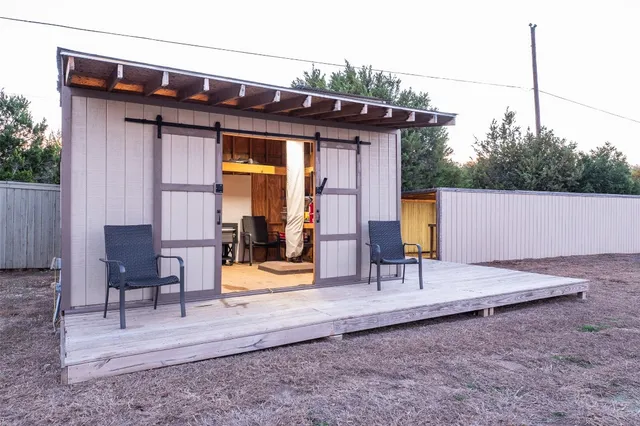 $1,200,000 | 22615 Sweet Summer Drive, Leander, TX 78641