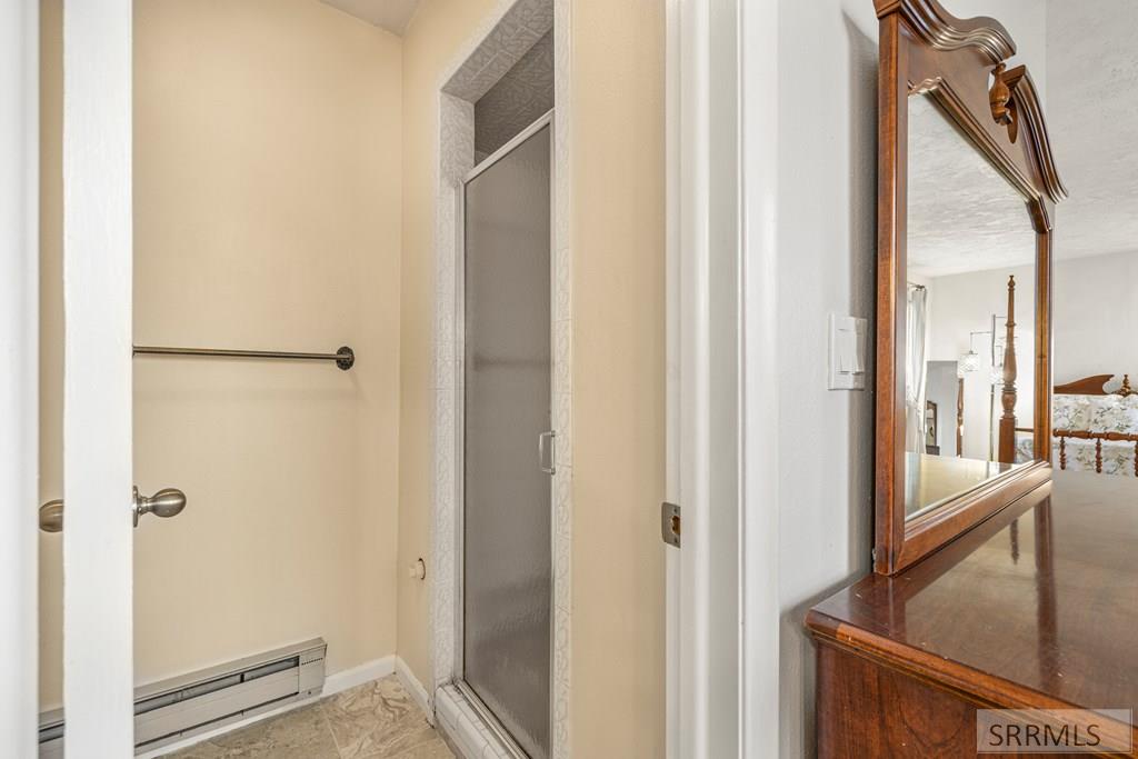 203 Hummingbird Place Shelley, ID 83274 - Photo 13 of 32