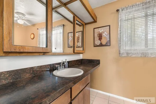 $400,000 | 203 Hummingbird Place, Shelley, ID 83274