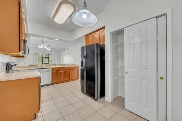 $2,100 | 9435 Myrtle Creek Lane, Unit 307, Orlando, FL 32832