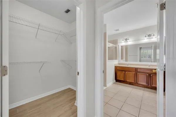 $2,100 | 9435 Myrtle Creek Lane, Unit 307, Orlando, FL 32832