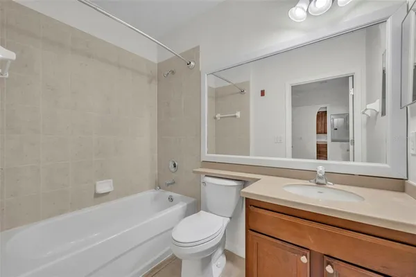 $2,100 | 9435 Myrtle Creek Lane, Unit 307, Orlando, FL 32832