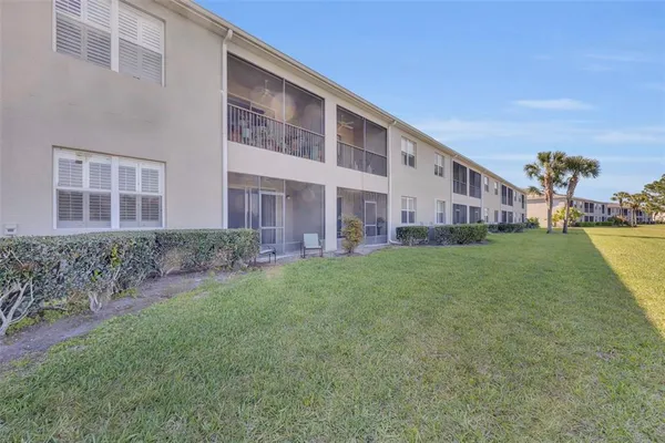 $2,100 | 9435 Myrtle Creek Lane, Unit 307, Orlando, FL 32832