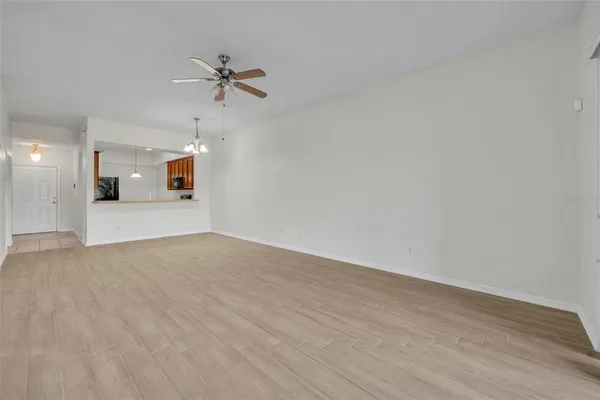 $2,100 | 9435 Myrtle Creek Lane, Unit 307, Orlando, FL 32832