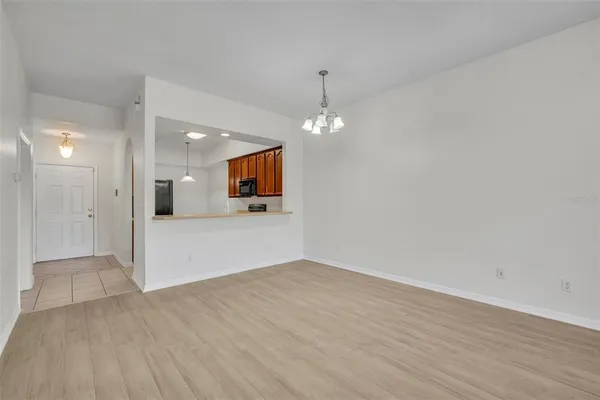 $2,100 | 9435 Myrtle Creek Lane, Unit 307, Orlando, FL 32832