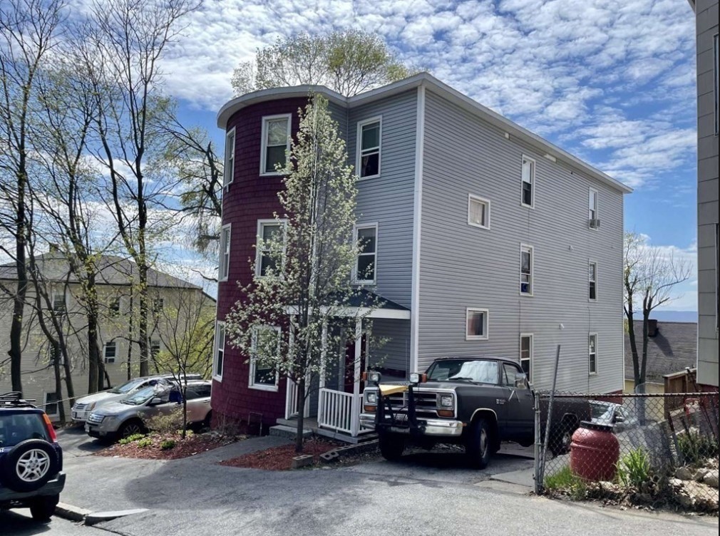 53 Merrifield Street Worcester, MA 01605 - Photo 1 of 27