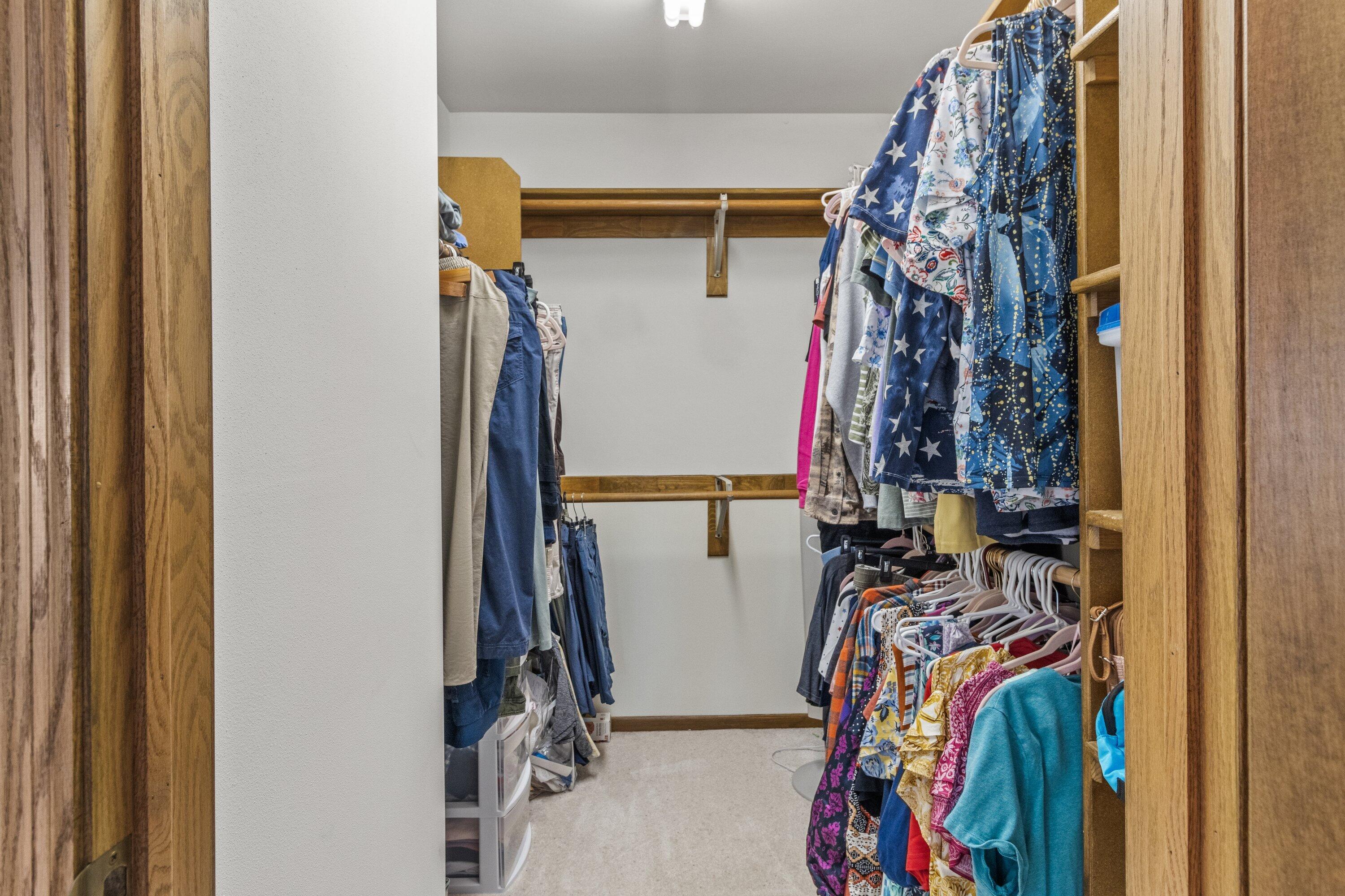 W278N2760 Rocky Point Road Pewaukee, WI 53072 - Photo 42 of 67 Primary Closet