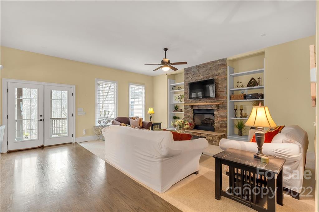 1059 Gardenia Street Fort Mill, SC 29708 - Photo 8 of 33 Gallery Image 8