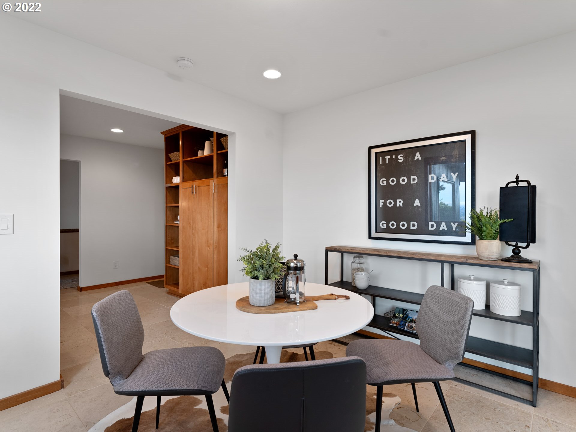 3906 Southwest Altadena Avenue Portland, OR 97239 - Photo 18 of 32 Gallery Image 18
