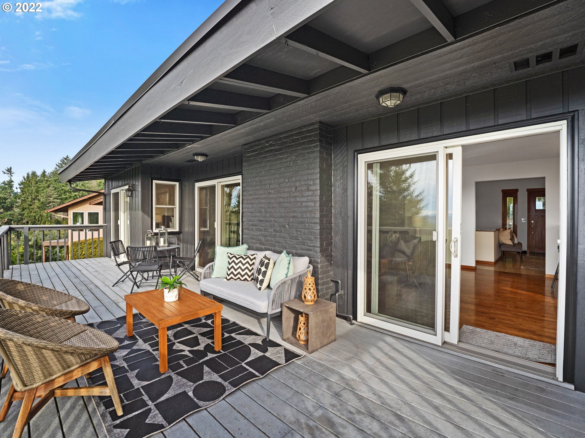 3906 Southwest Altadena Avenue Portland, OR 97239 - Photo 7 of 32 Gallery Image 7