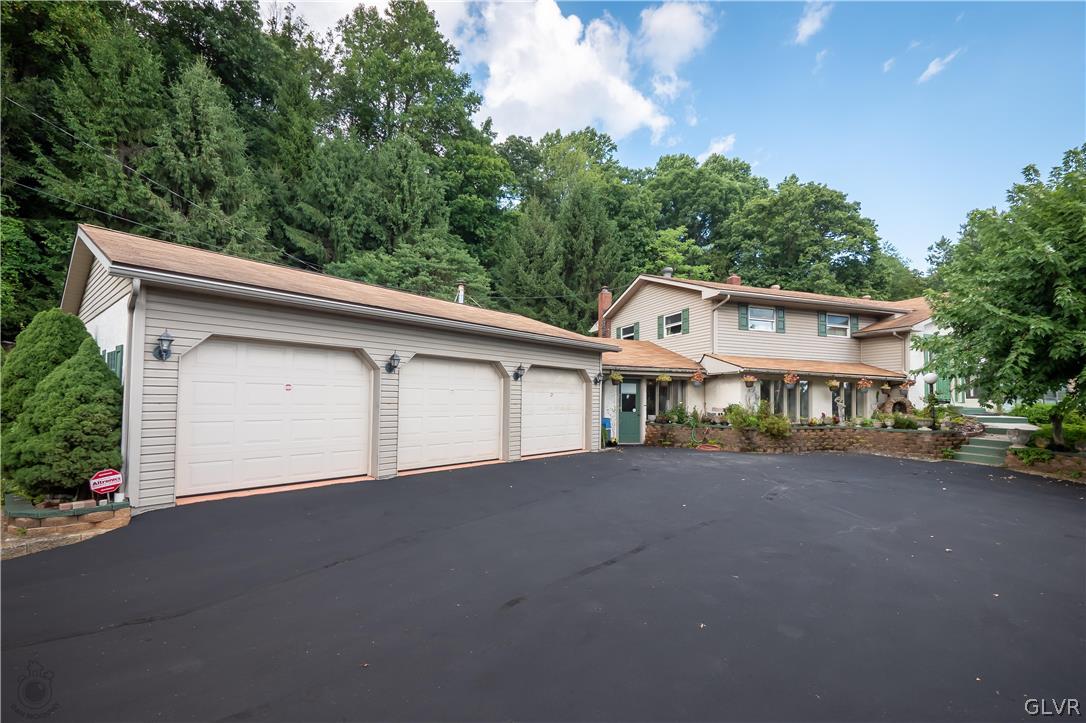 1251 Seidersville Road Bethlehem, PA 18015 - Photo 2 of 43 Gallery Image 2