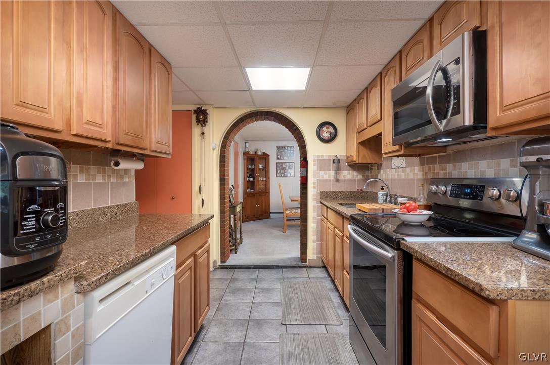 1251 Seidersville Road Bethlehem, PA 18015 - Photo 23 of 43 Gallery Image 23