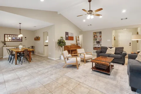 $425,000 | 13151 Mill Stone Drive, Austin, TX 78729