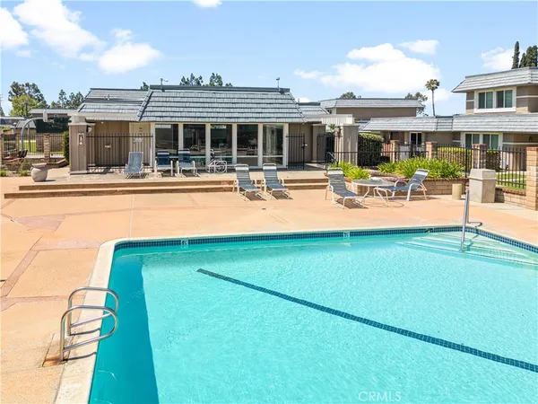 $825,000 | 25252 Crocker Lane, Lake Forest, CA 92630